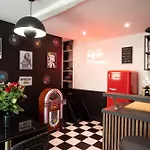 La & Cinema Villa *