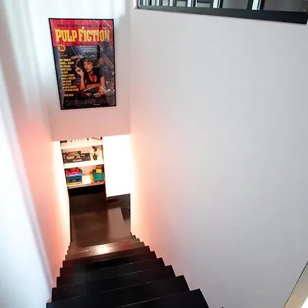 La & Cinema Villa *