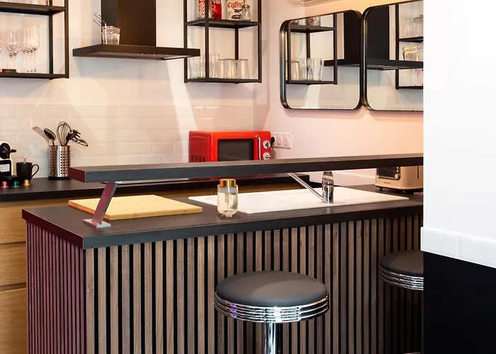 Вилла La & Cinema *